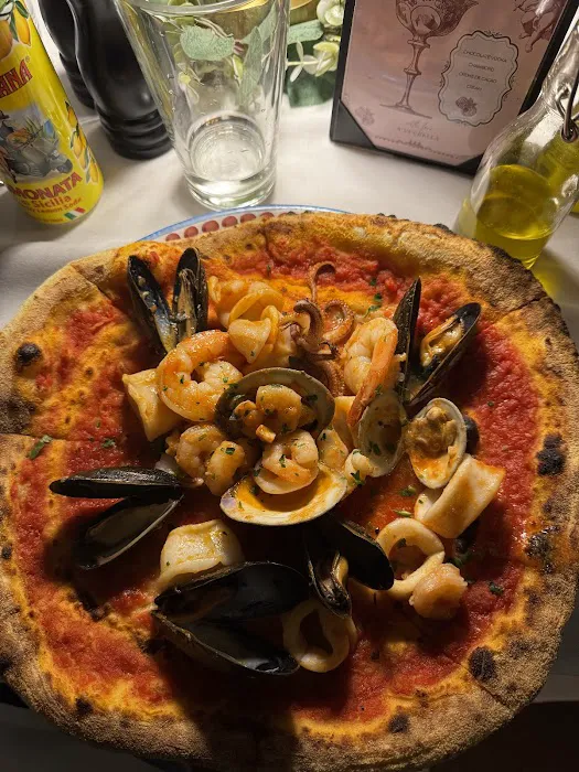 Trattoria 'A Vucchella & Wood Oven Pizza Picture 8