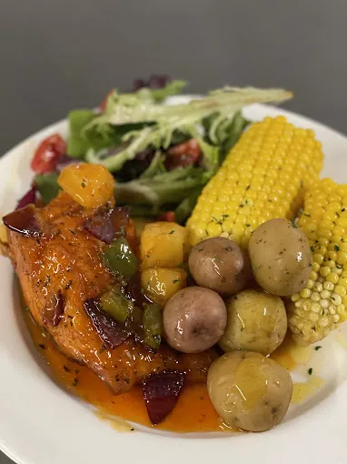 Paulie's Star Cuisine Picture 8