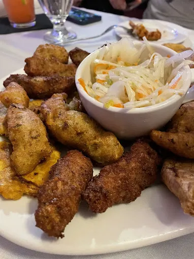 Metric Bar & Grill Picture 5