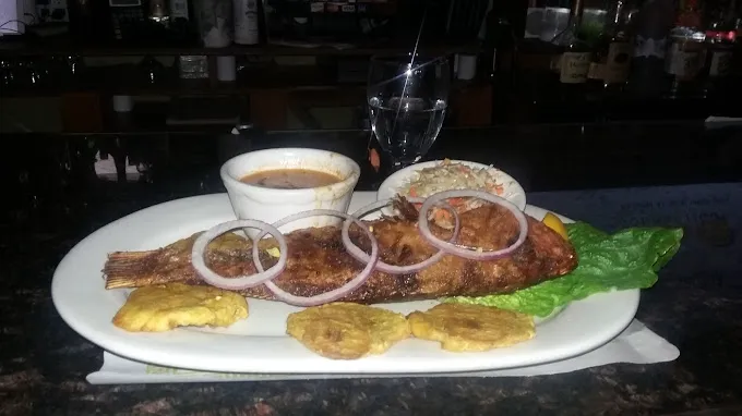 Metric Bar & Grill Picture 1