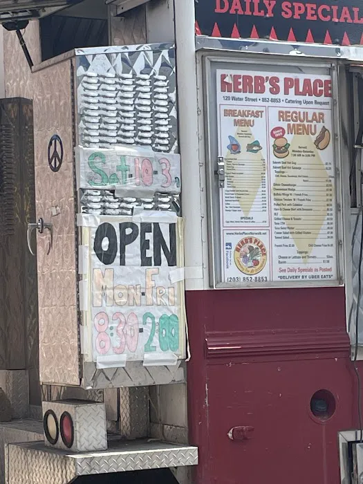 Herb's Place Picture 3