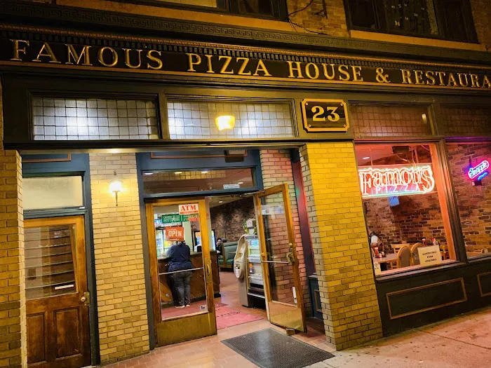 Famous Pizza House Picture 10