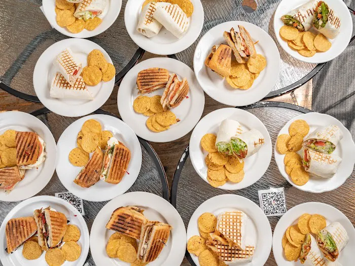 Sweet Tomato Picture 6