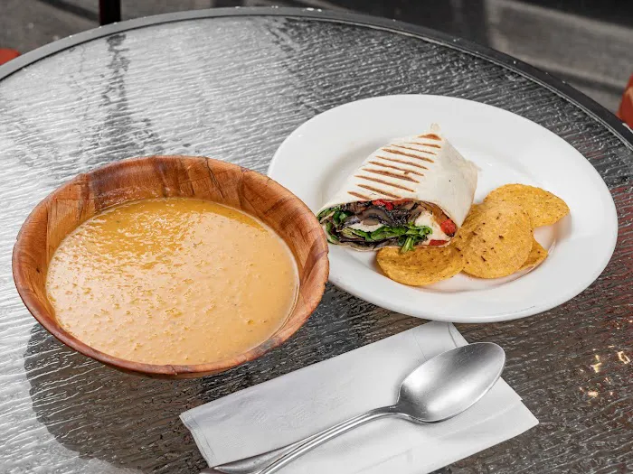 Sweet Tomato Picture 7