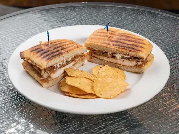 Sweet Tomato Picture 1