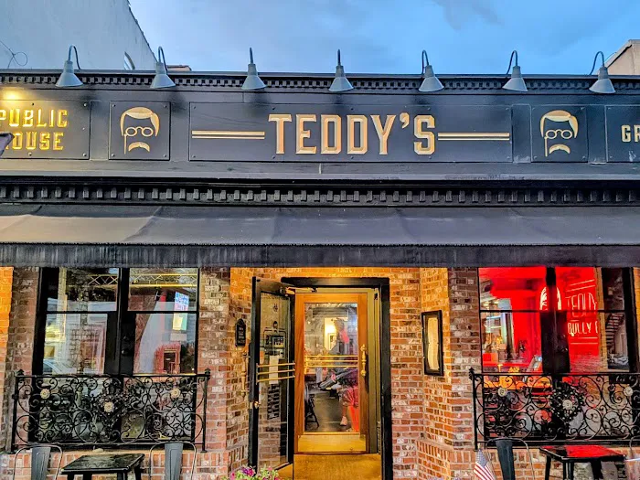 Teddy's Bully Bar Picture 8