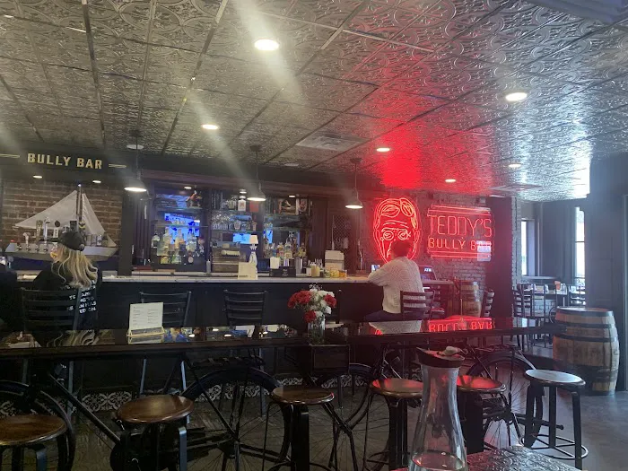 Teddy's Bully Bar Picture 10