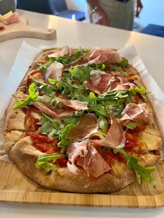 The Audrey: Kitchen & Bar Picture 4