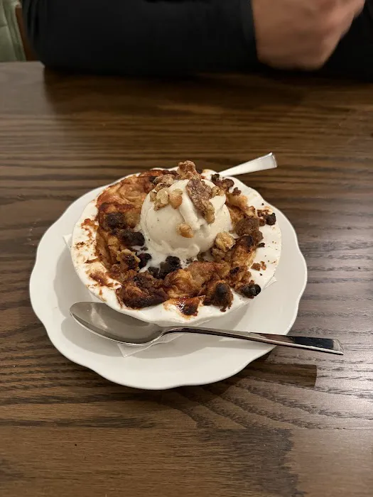 Eddie’s Bistro & Bar Picture 5