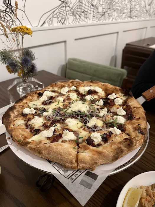 Eddie’s Bistro & Bar Picture 3