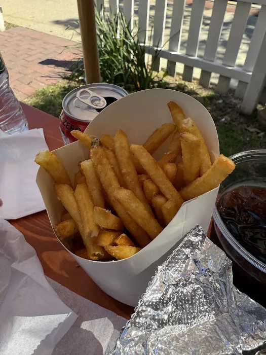 Gimme Burger Picture 8