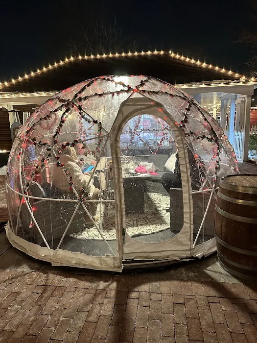 Carriage House Wine Bar Picture 4