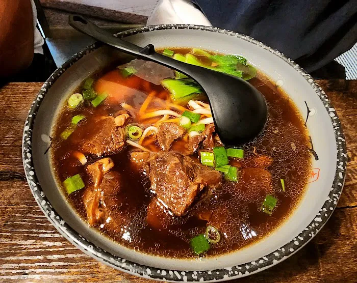 H Noodle House 奶奶食堂 Picture 9