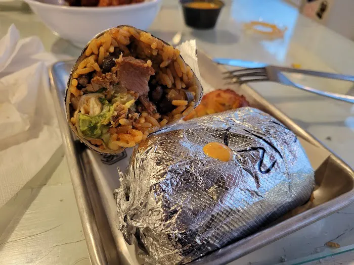 Tommy Tacos y Tequila Picture 8