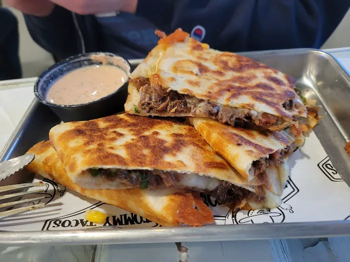 Tommy Tacos y Tequila Picture 5