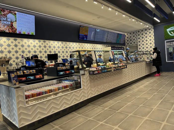 Just Salad Picture 7