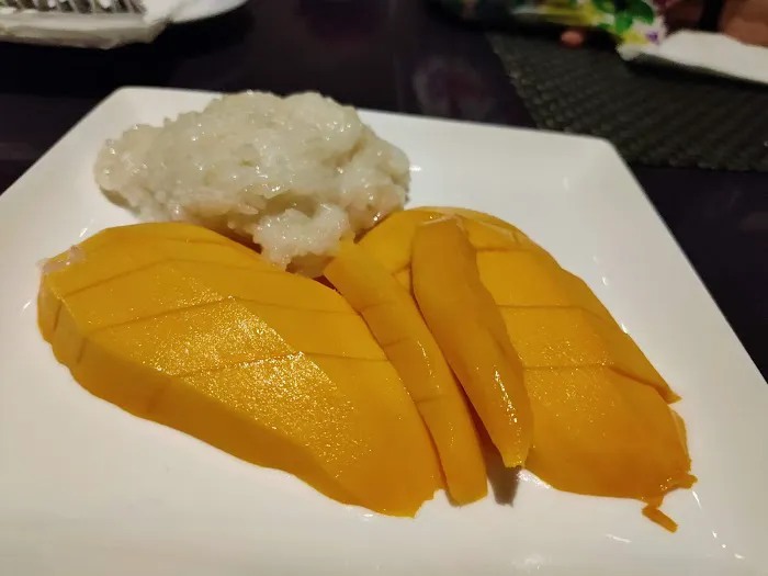 Sawasdee Thai Elevated Picture 9