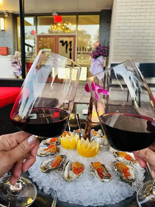 Mihana Modern Japanese & Lounge Picture 4