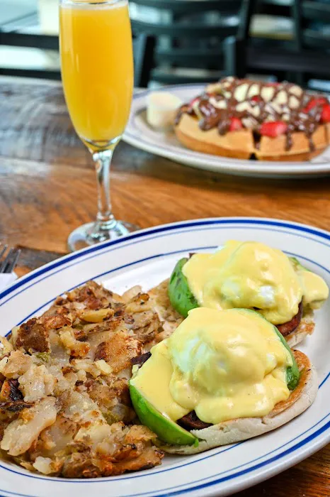 Broadway Diner Picture 3