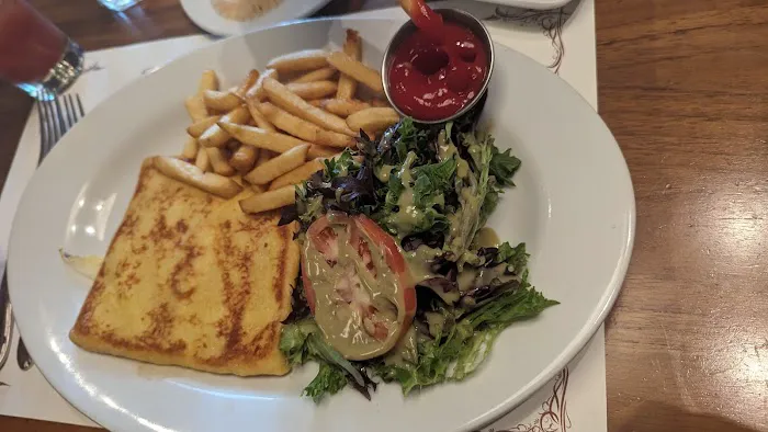 Sage Bistro Moderne Picture 6