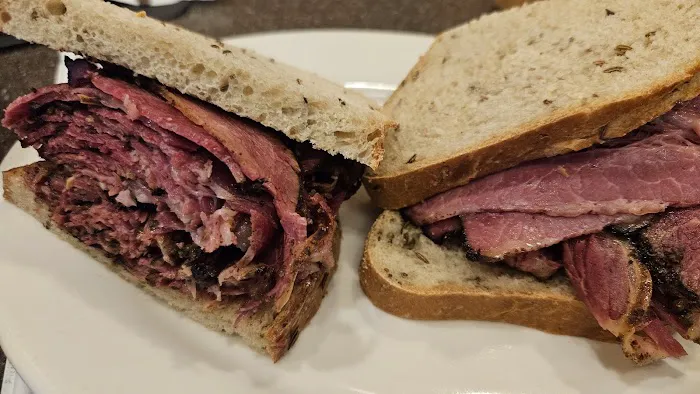 Ben's Kosher Delicatessen Restaurant & Caterers Picture 9