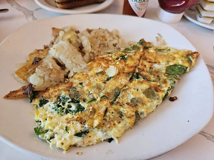 On Parade Diner Picture 7