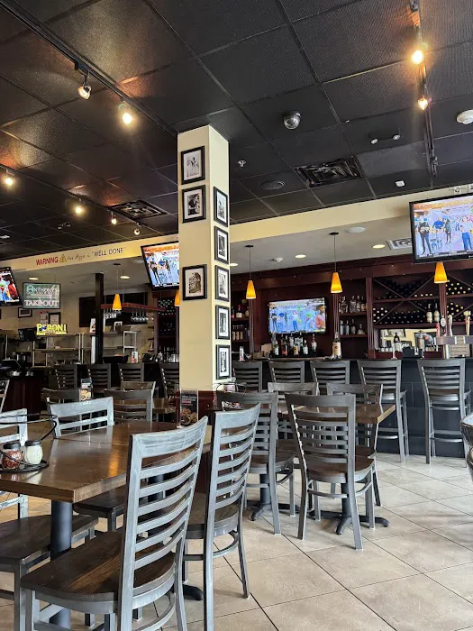 Anthony's Coal Fired Pizza & Wings Picture 4