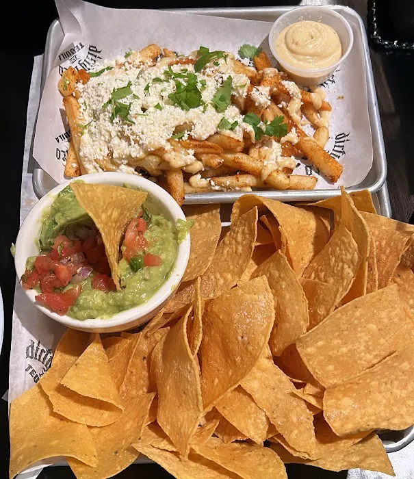 Dirty Taco + Tequila Woodbury Picture 10