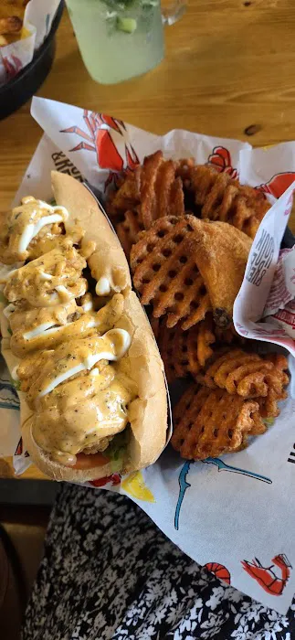 Hook & Reel Cajun Seafood & Bar Picture 2