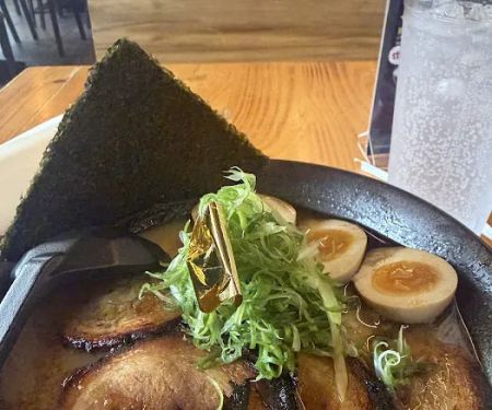 Hook & Reel Cajun Seafood & Bar