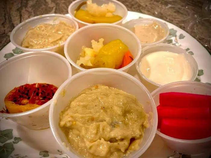 Aubergine Food Truck Picture 4