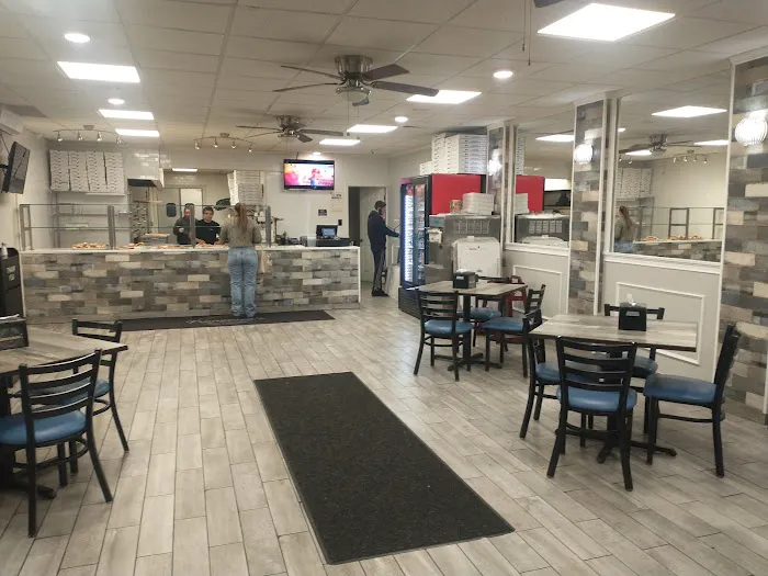 Francesco's Pizzeria & Restaurant Picture 4