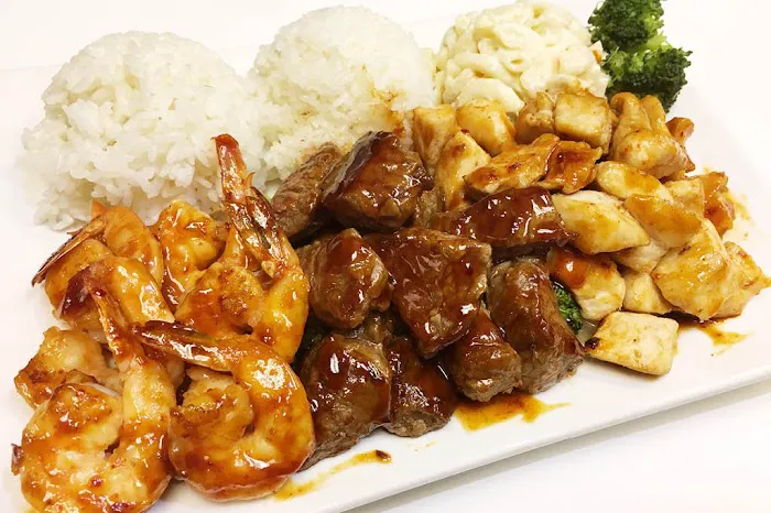 Hawaiian Kitchen Picture 4