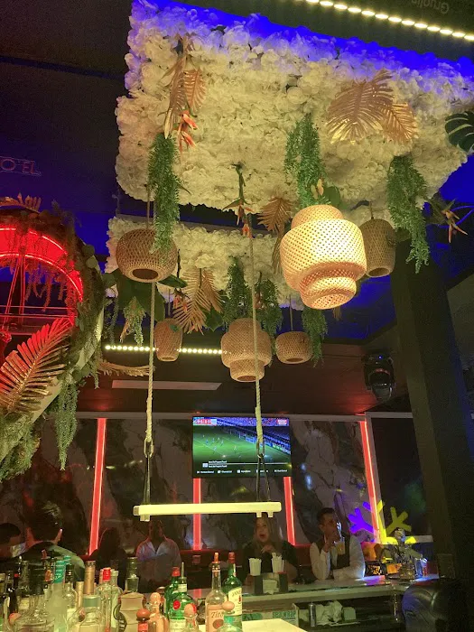 Coco Bongo LI Lounge Picture 10