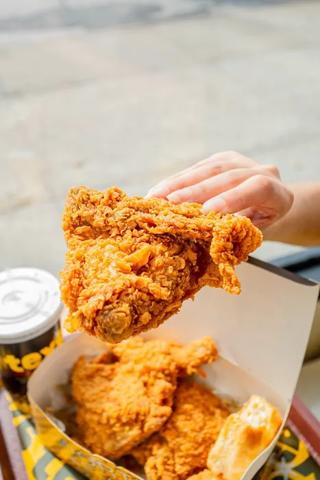 Tex's Chicken and Burgers Picture 2