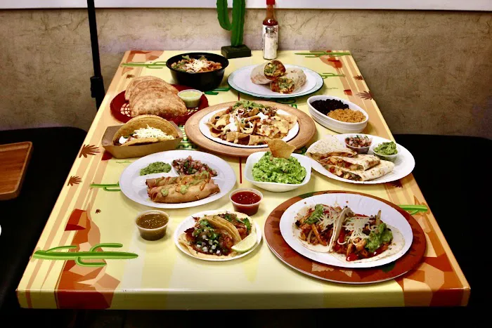 Taco Perfectos Halal Mexican Restaurant Picture 7
