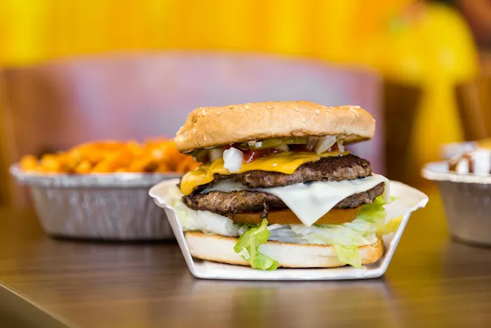 Naz's Halal Food - Levittown Picture 2