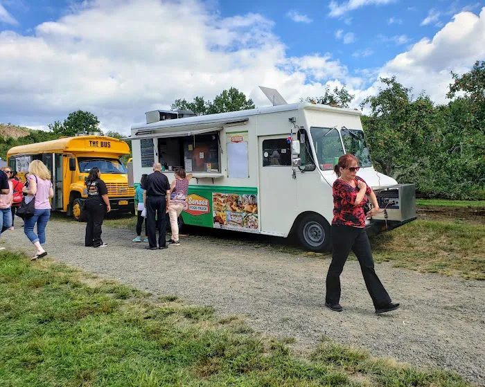5 Senses Food Truck Picture 3