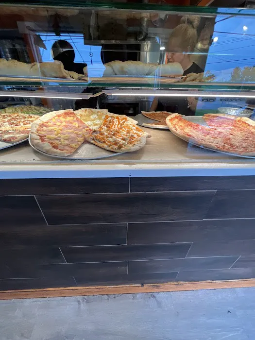 Ed's Pizza & Kitchen Picture 10