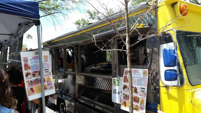 El Olomega Pupusas Picture 4
