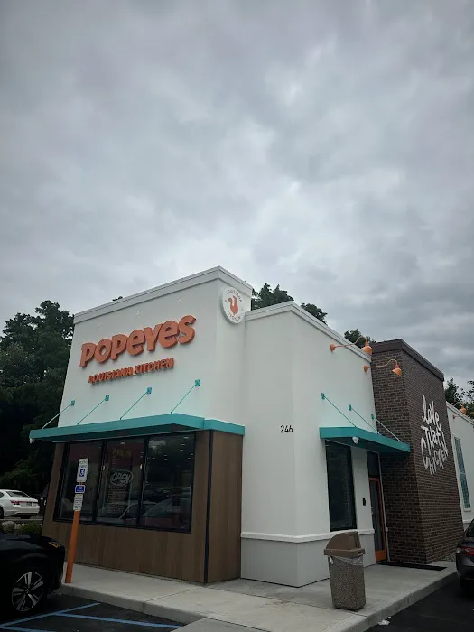 Popeyes Louisiana Kitchen Picture 1