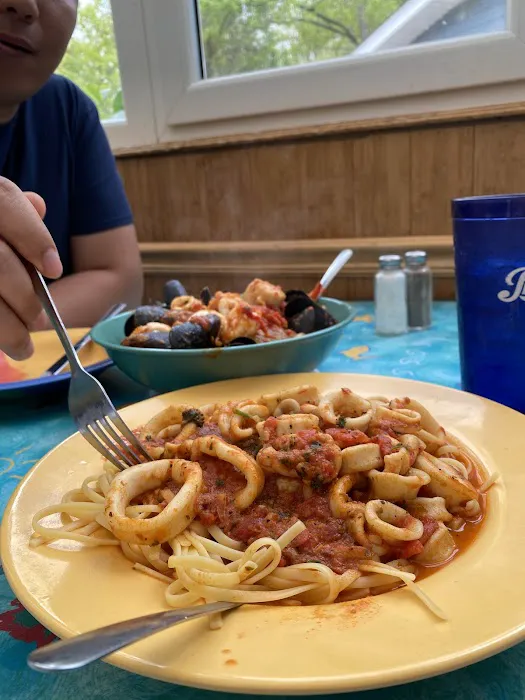 C & M Seafood Picture 6