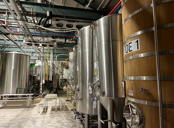 La Redonda Tavern - Round Table Brewery Picture 10