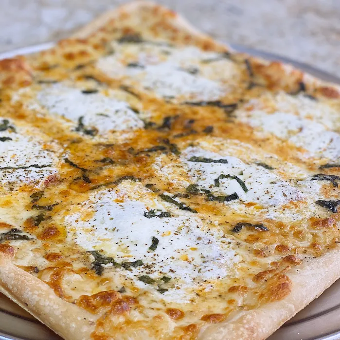 Jay's Pizza & Eats Picture 9