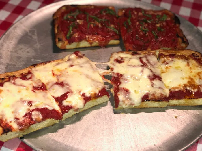 Pizzeria Baci Picture 7