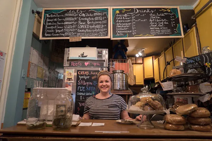 Roots Cafe Picture 4