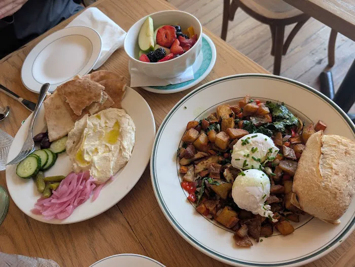 The Foundry Rose Picture 6