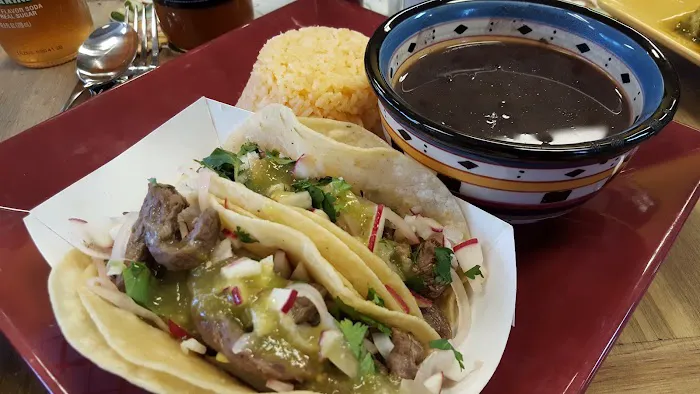 Juanita's Kitchen Picture 6