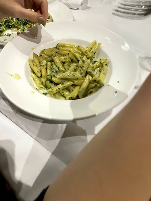 Al Di La Pizzeria & Bistro Picture 5