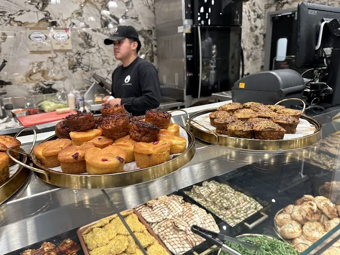 Krispy By GG Uptown Picture 1